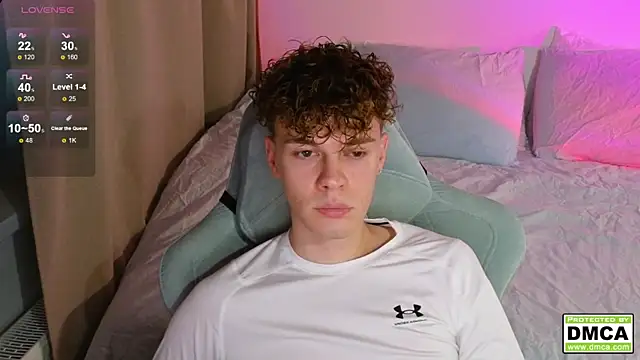 cute thomas online show from November 6, 2025, 5:58 pm