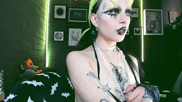 insania 9999  online show from February 26, 2025, 3:30 pm