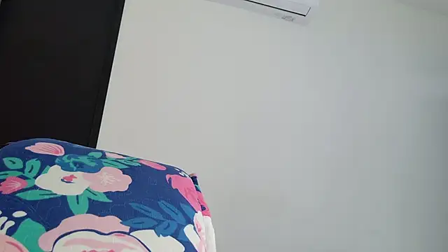Snapshot of celeste_sea chatting on April 28, 2026, 7:19 pm celeste sea online show from April 28, 2026, 7:19 pm