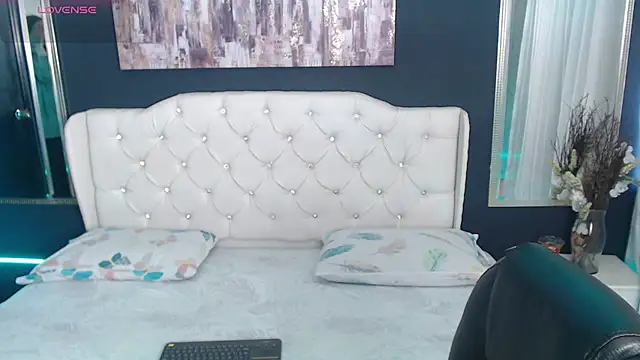 Snapshot of LiaVillalobos chatting on September 22, 2025, 12:40 pm LiaVillalobos online show from September 22, 2025, 12:40 pm