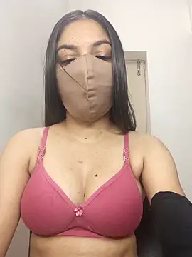 Snapshot of _desigori chatting on March 30, 2026, 4:13 am desigori online show from March 30, 2026, 4:13 am