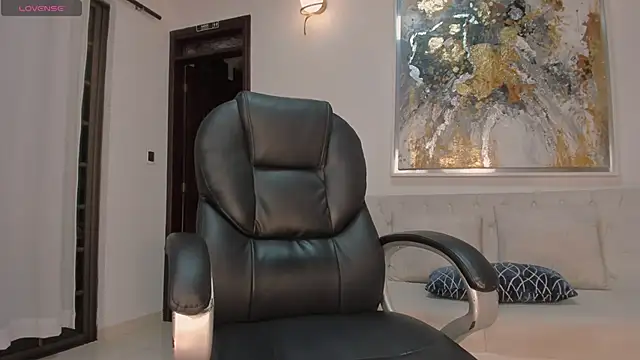 SophieBarnett online show from March 16, 2025, 1:07 am