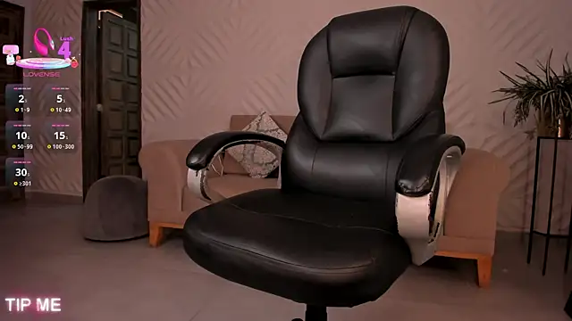 SophieBarnett online show from October 1, 2025, 12:16 am