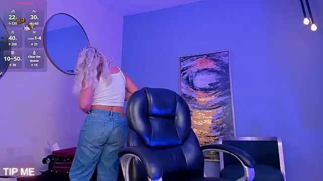 SophieBarnett online show from February 8, 2026, 11:41 pm