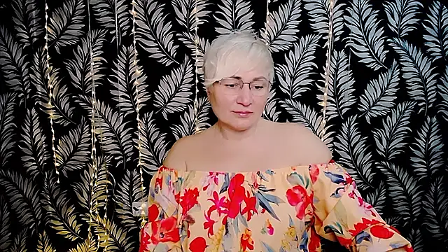 Olivia playful online show from March 9, 2026, 12:42 pm