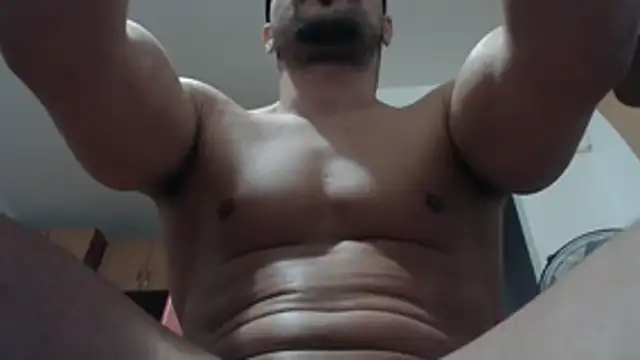 Snapshot of alex_blu chatting on April 23, 2026, 12:29 pm alex blu online show from April 23, 2026, 12:29 pm