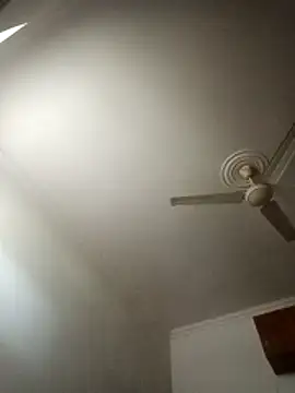 Snapshot of Lent_Medium chatting on February 9, 2026, 7:56 am Lent Medium online show from February 9, 2026, 7:56 am