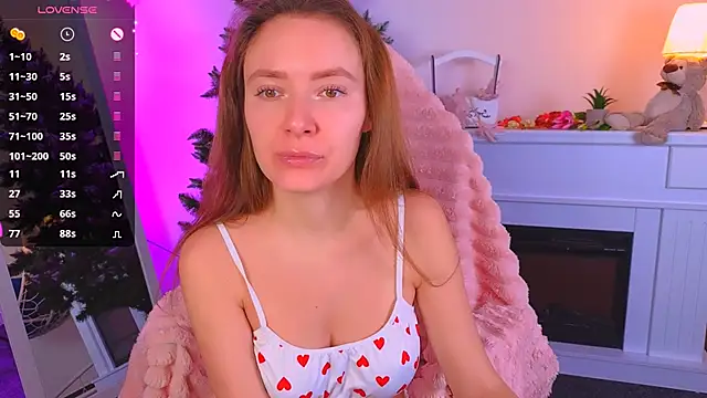 Snapshot of ___Emily___ chatting on December 12, 2024, 7:19 am Emily online show from December 12, 2024, 7:19 am