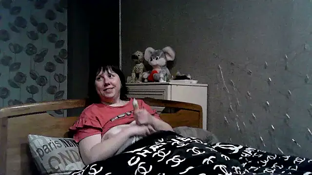 explored romantic online show from January 30, 2025, 5:28 pm