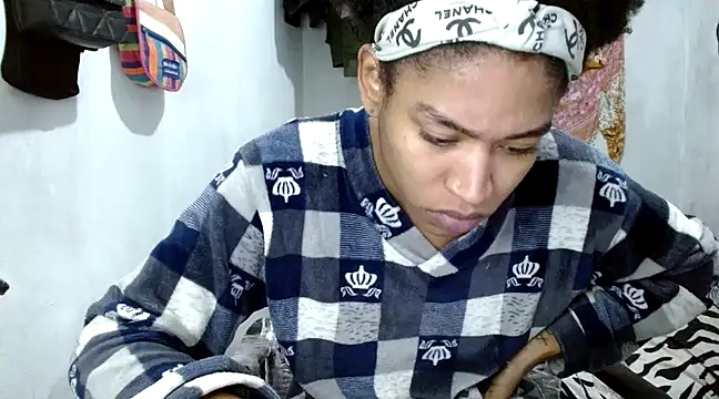 angelamarie1 online show from March 14, 2025, 11:22 pm