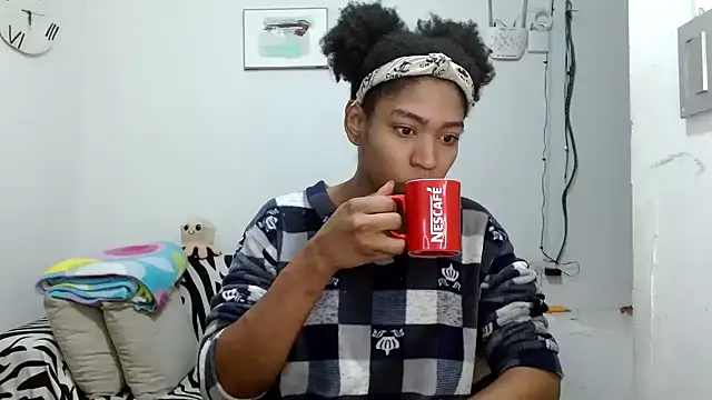 angelamarie1 online show from February 7, 2026, 12:09 pm