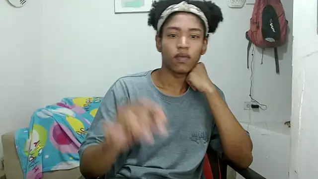 angelamarie1 online show from February 19, 2026, 7:21 pm