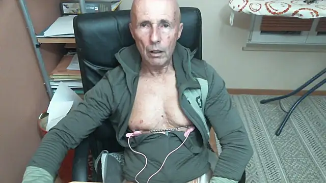 olibrius71 online show from February 23, 2026, 7:55 pm