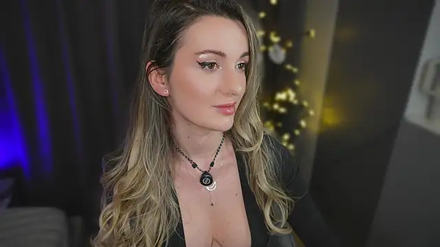 ShyNdWild online show from January 10, 2026, 3:25 pm