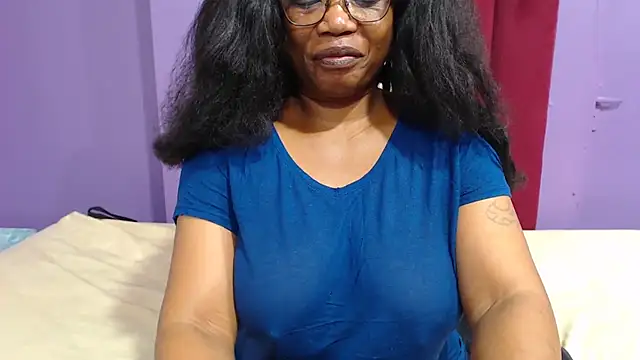 PeachAss4UU online show from June 6, 2026, 5:45 am