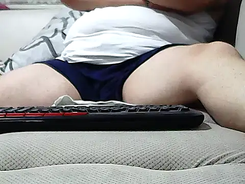 trucker8282 online show from November 15, 2025, 9:00 pm