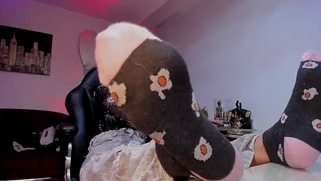 Meghan320 online show from March 6, 2026, 11:39 am