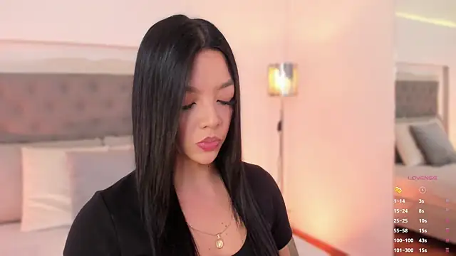 sarah hiill online show from January 24, 2025, 7:39 pm