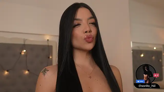 sarah hiill online show from September 25, 2025, 7:39 pm