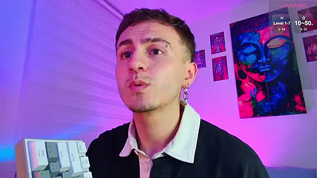 dimitri-bilak online show from April 28, 2026, 11:10 pm