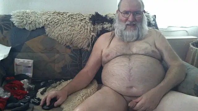 Snapshot of SexySantaC chatting on September 16, 2025, 2:51 pm SexySantaC online show from September 16, 2025, 2:51 pm