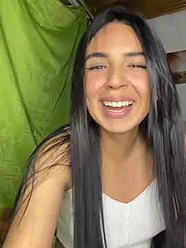 Snapshot of Miss_Nicole chatting on December 14, 2024, 4:23 am Miss Nicole online show from December 14, 2024, 4:23 am