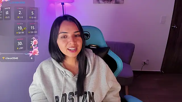 Snapshot of Miss_Nicole chatting on April 30, 2026, 8:57 pm Miss Nicole online show from April 30, 2026, 8:57 pm