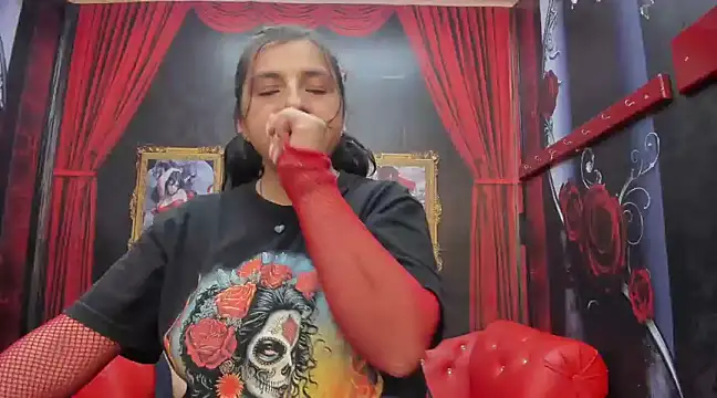 Snapshot of AmaiaDavies chatting on December 4, 2024, 9:51 am AmaiaDavies online show from December 4, 2024, 9:51 am