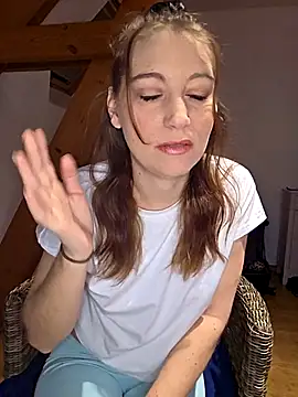 XLisaxx online show from February 21, 2026, 6:03 am