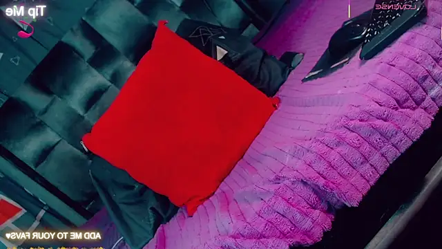 CharlotteBigCock online show from February 7, 2026, 2:10 pm