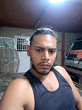Snapshot of apolodiosgriego chatting on April 7, 2026, 10:20 pm apolodiosgriego online show from April 7, 2026, 10:20 pm