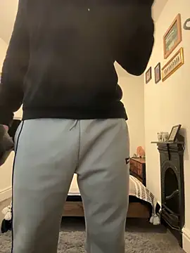 bigguy101 online show from February 10, 2025, 2:16 pm