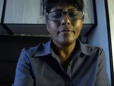 Snapshot of MsAttitude chatting on April 18, 2026, 7:23 am MsAttitude online show from April 18, 2026, 7:23 am