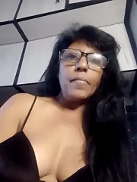 Snapshot of MsAttitude chatting on May 14, 2026, 7:15 am MsAttitude online show from May 14, 2026, 7:15 am