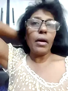 Snapshot of MsAttitude chatting on May 30, 2026, 4:15 pm MsAttitude online show from May 30, 2026, 4:15 pm