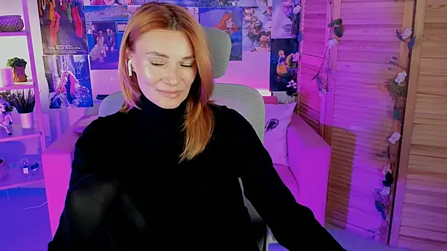 MistyBarnes online show from December 9, 2024, 3:33 pm