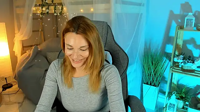 MistyBarnes online show from November 20, 2025, 1:11 pm