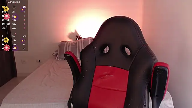 Snapshot of amyharlow_1 chatting on December 20, 2024, 3:10 pm amyharlow 1 online show from December 20, 2024, 3:10 pm