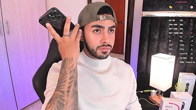 ItsMeEros online show from January 9, 2025, 10:09 pm