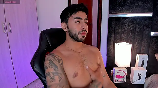 ItsMeEros online show from January 28, 2025, 11:50 pm