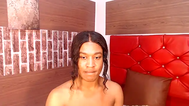 dirtydolltsx online show from April 14, 2026, 2:39 am