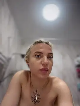 Snapshot of pinkstar_ chatting on May 20, 2026, 6:52 am pinkstar online show from May 20, 2026, 6:52 am