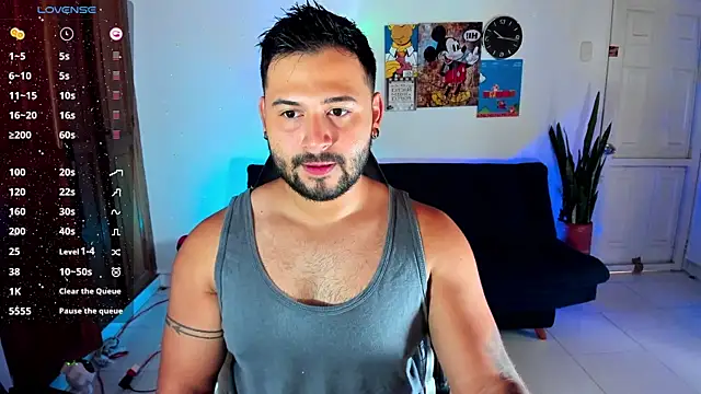 Jacon cruz  online show from December 30, 2024, 1:14 pm