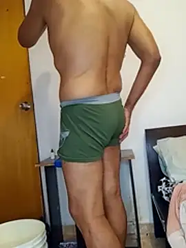 Daddy1972 online show from January 3, 2025, 10:08 pm