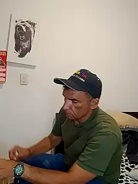 Daddy1972 online show from February 2, 2025, 10:28 pm