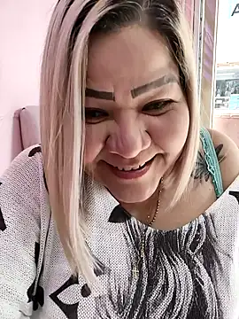 Dalessa Bigtits online show from March 22, 2026, 7:39 pm