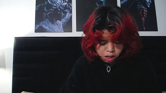 SabinaMerchetti online show from December 3, 2024, 4:28 pm