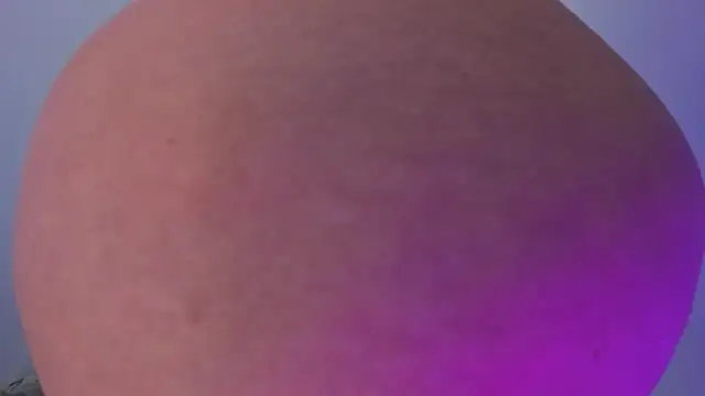 sofihill01 online show from September 19, 2025, 5:35 pm