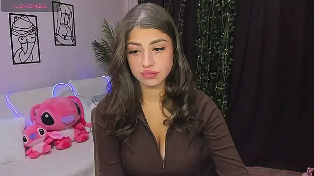 MaryMayson online show from September 29, 2025, 4:01 pm