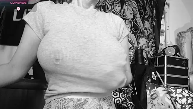 Silentmary online show from February 28, 2026, 4:02 am